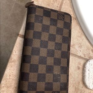 Louis Vuitton women wallet